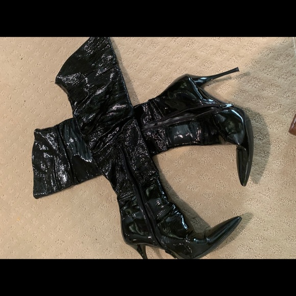 Sexy patent under the knee boots pointed toe - Picture 1 of 4